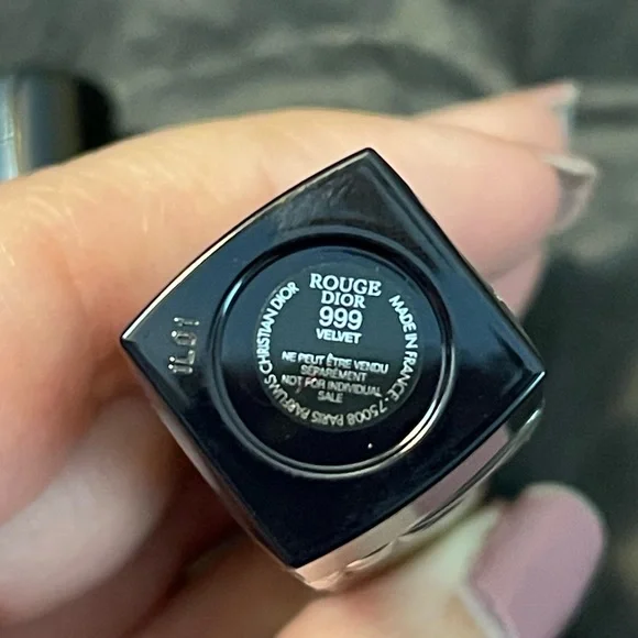 Dior lipstick, mascara & makeup bag set - Picture 4 of 7